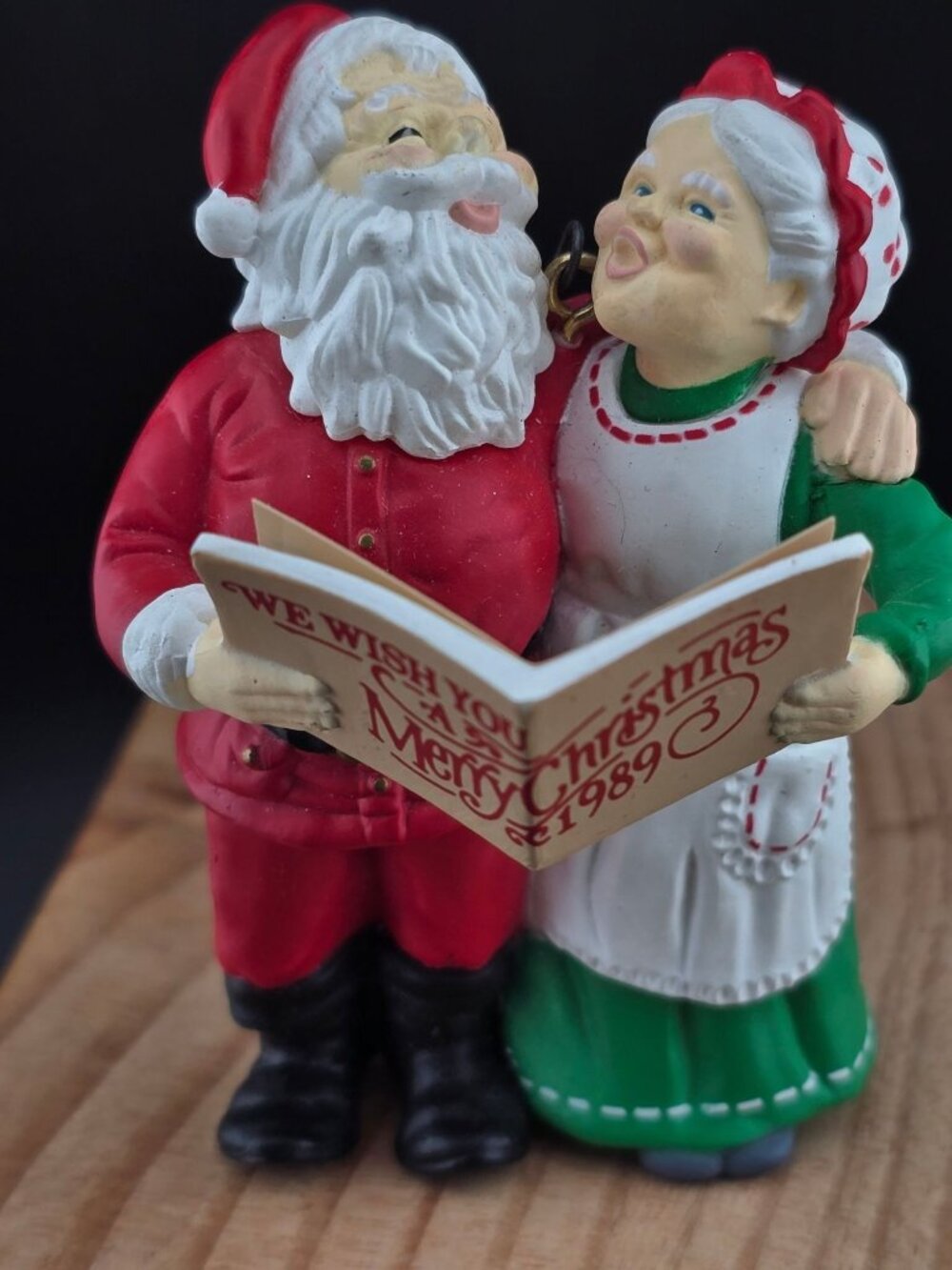 1989 Holiday Duet Ornament by Hallmark, Mr. & Mrs. Claus Caroling Singing - Picture 1 of 10